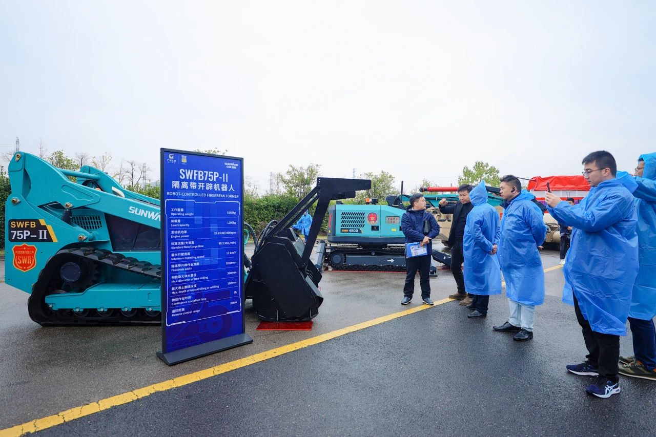 立异引领价值，，，，，理想成绩未来！9001cc金沙以诚为本智能25周年庆典暨全球客户节盛大举行