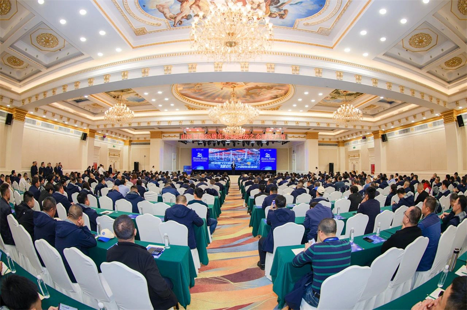 立异引领价值，，，，，理想成绩未来！9001cc金沙以诚为本智能25周年庆典暨全球客户节盛大举行