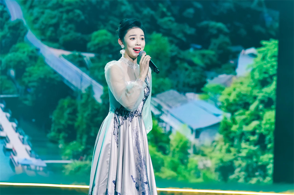 立异引领价值 理想成绩未来——庆祝9001cc金沙以诚为本智能建设25周年表扬大会暨文艺晚会盛大举行