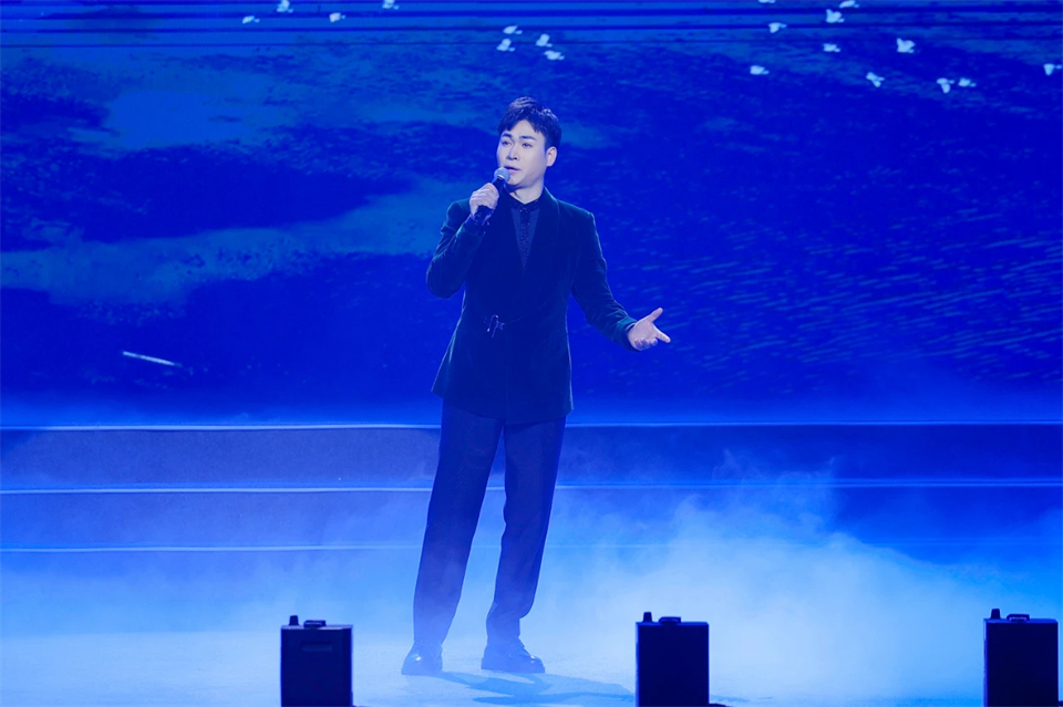 立异引领价值 理想成绩未来——庆祝9001cc金沙以诚为本智能建设25周年表扬大会暨文艺晚会盛大举行