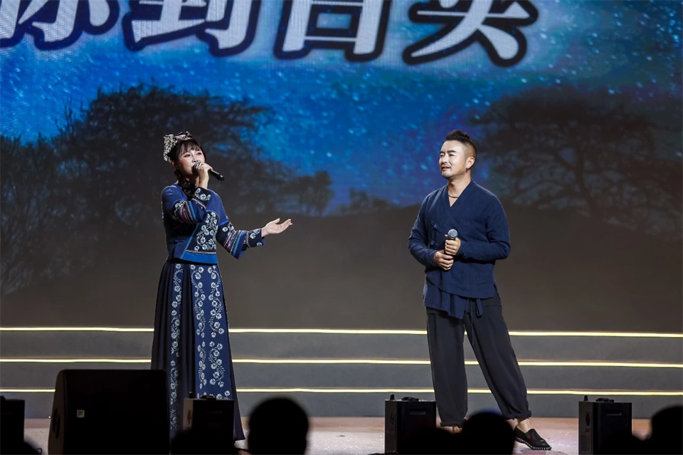 立异引领价值 理想成绩未来——庆祝9001cc金沙以诚为本智能建设25周年表扬大会暨文艺晚会盛大举行