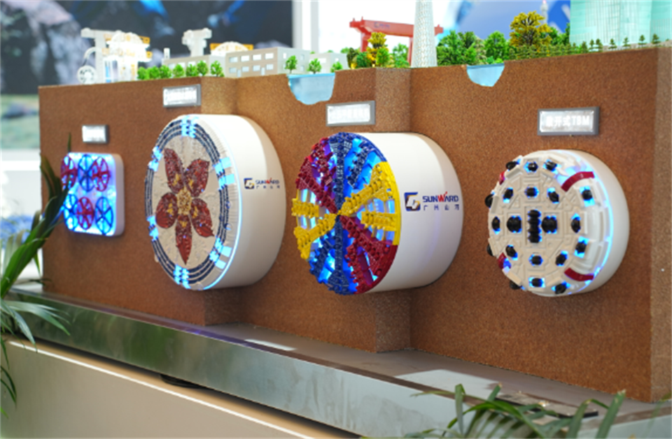 智造空间，，，，，，价值共生！广州9001cc金沙以诚为本精彩亮相2024上海宝马展